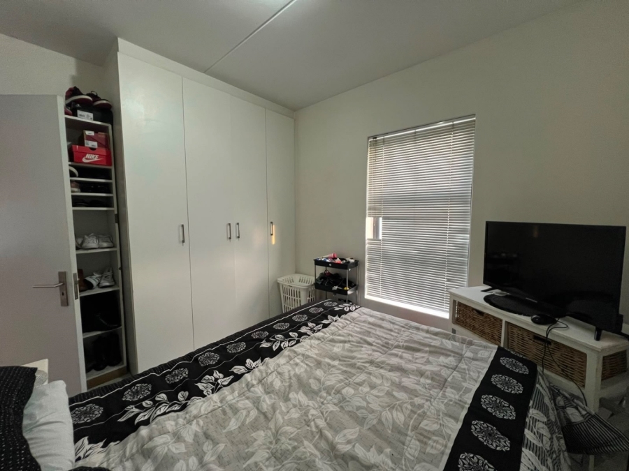 2 Bedroom Property for Sale in Aan de Wijnlanden Western Cape